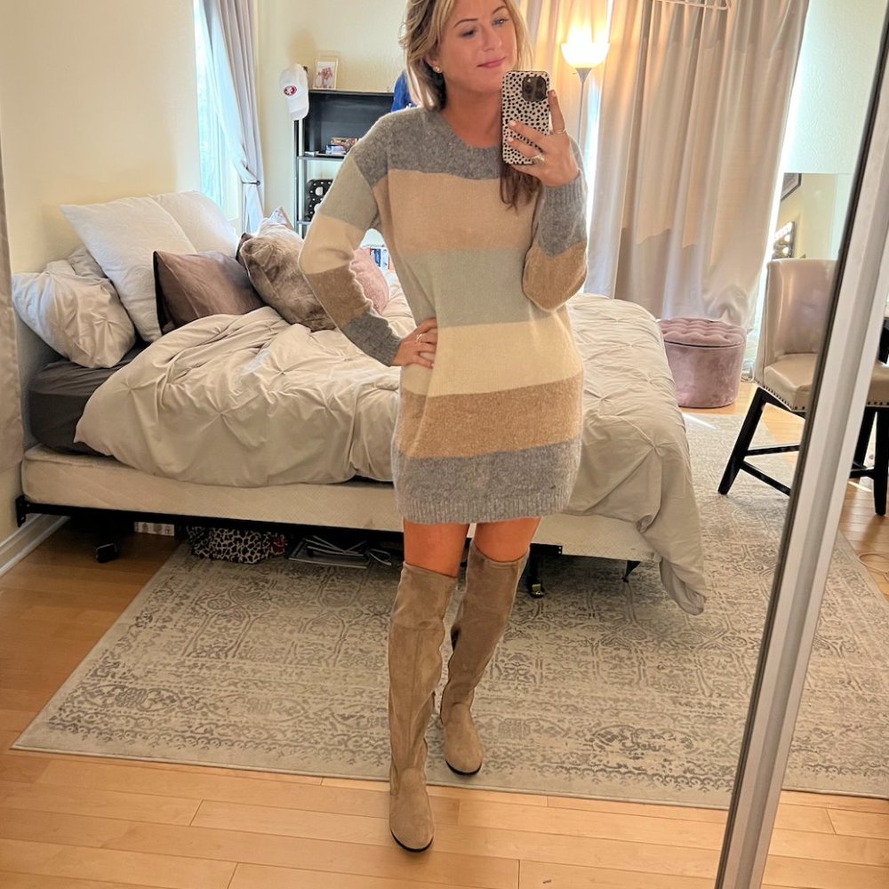 VICI Color Block Sweater Dress